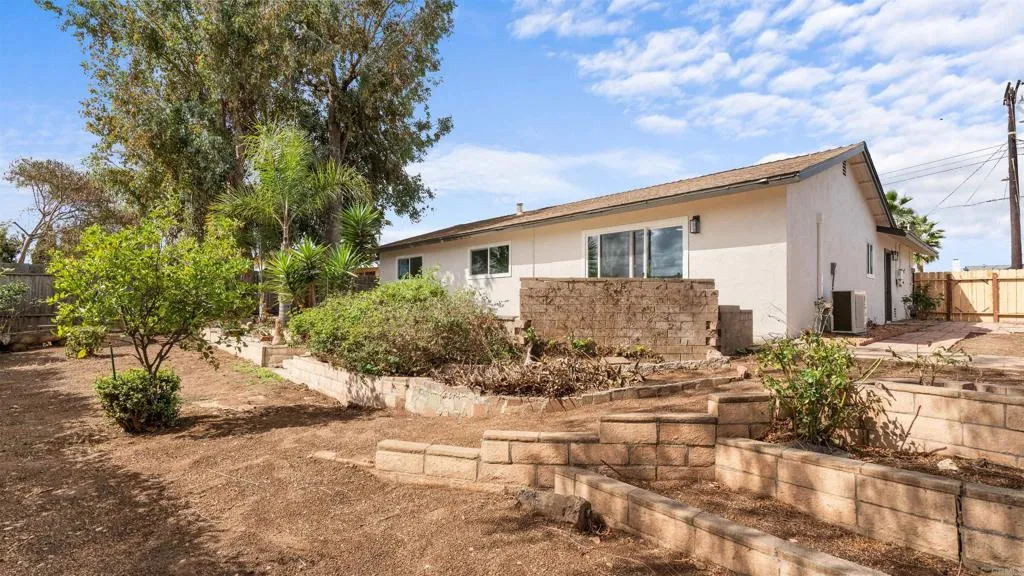 https://cdn.realtyfeed.com/cdn/127/306567830/7a738f0b0642e7ab9a5d5ad263cbef73.webp