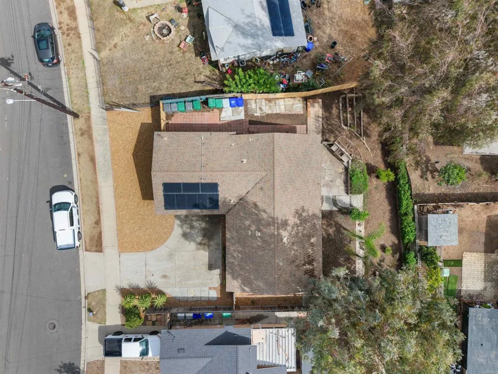 https://cdn.realtyfeed.com/cdn/127/306567830/b208204b6120a746576ddd49ad62a66c.webp