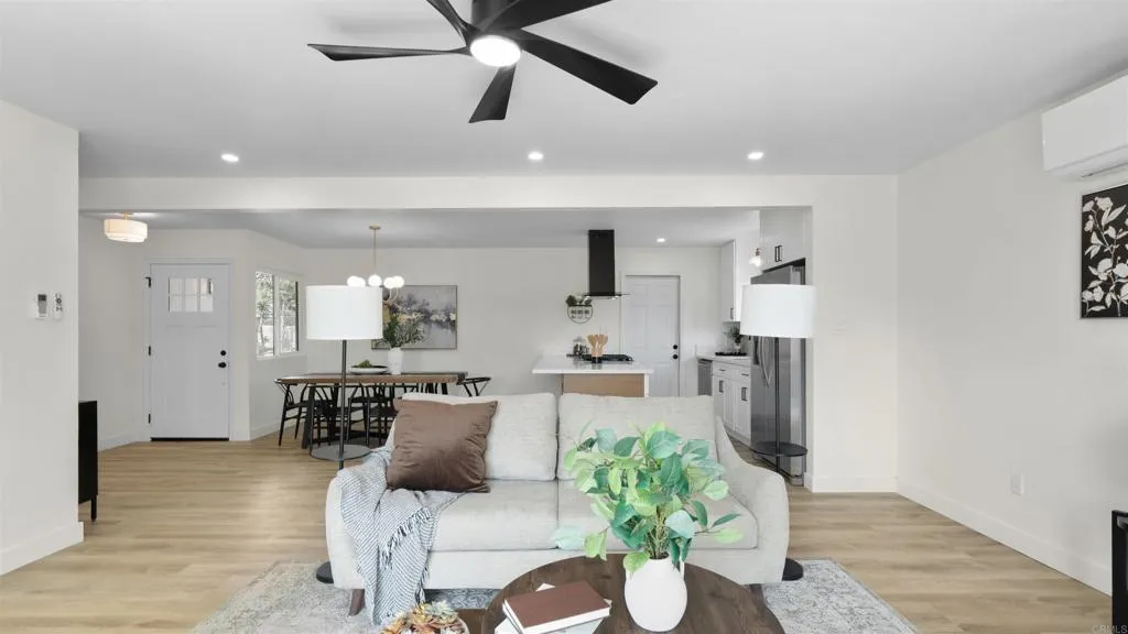https://cdn.realtyfeed.com/cdn/127/306567830/c5d29ba04cafd7caded402ba96c8dd57.webp