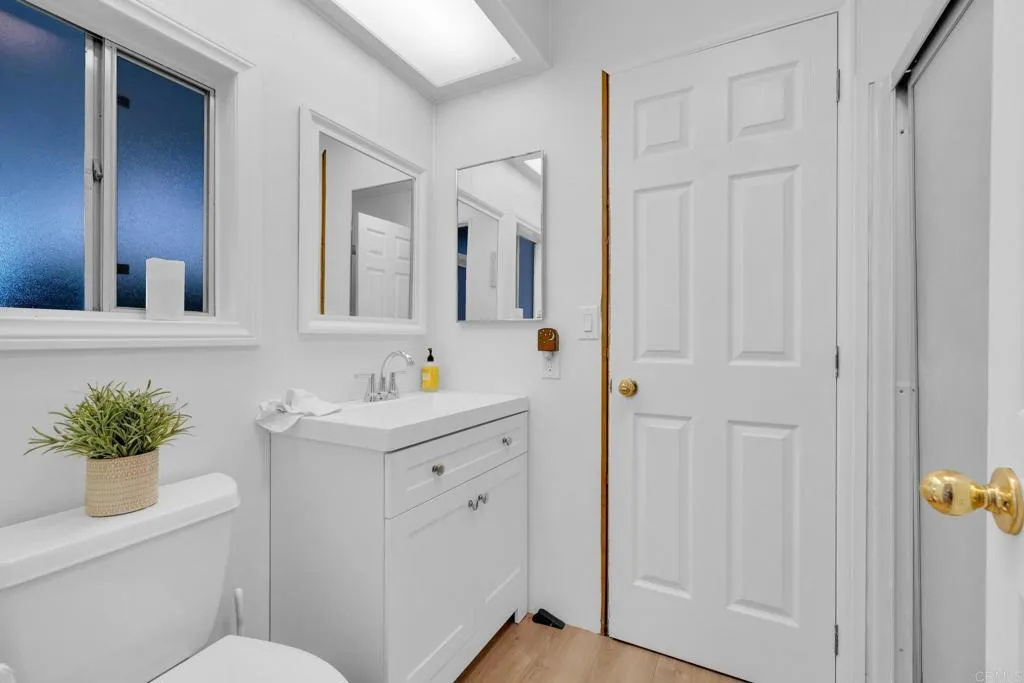 https://cdn.realtyfeed.com/cdn/127/306567868/5df6c99b0ef4eba793ca5a97d8c22381.webp