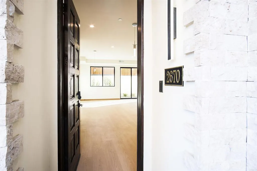 https://cdn.realtyfeed.com/cdn/127/306567885/3be5f7bf3974d7df96824dadf35b5487.webp