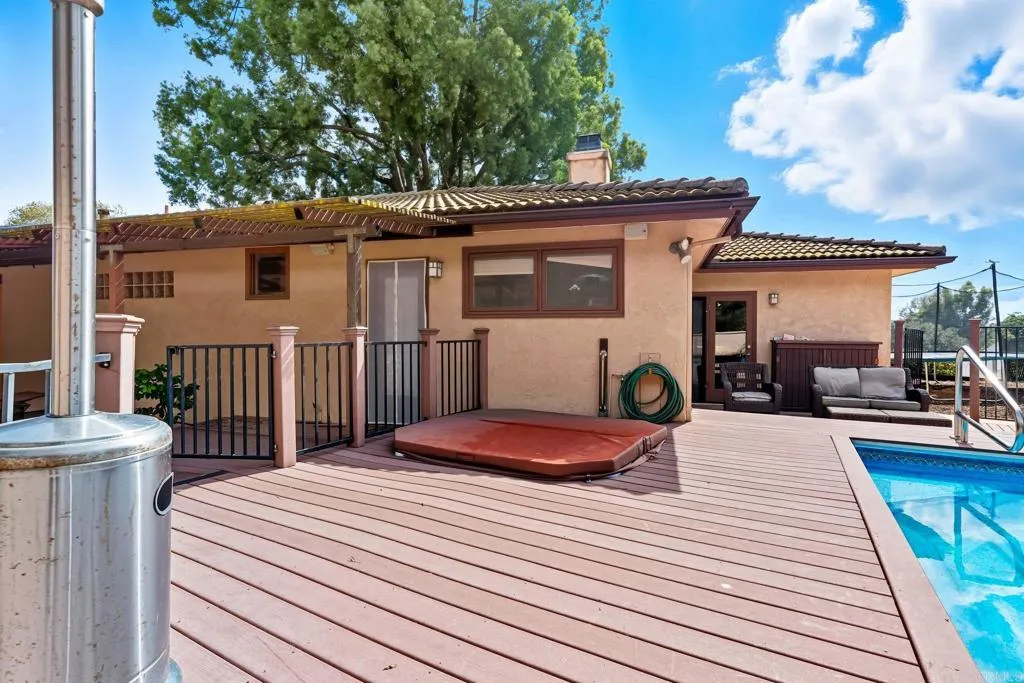 https://cdn.realtyfeed.com/cdn/127/306567905/0862c87fa1e649b939ad9bc904c1a3fa.webp