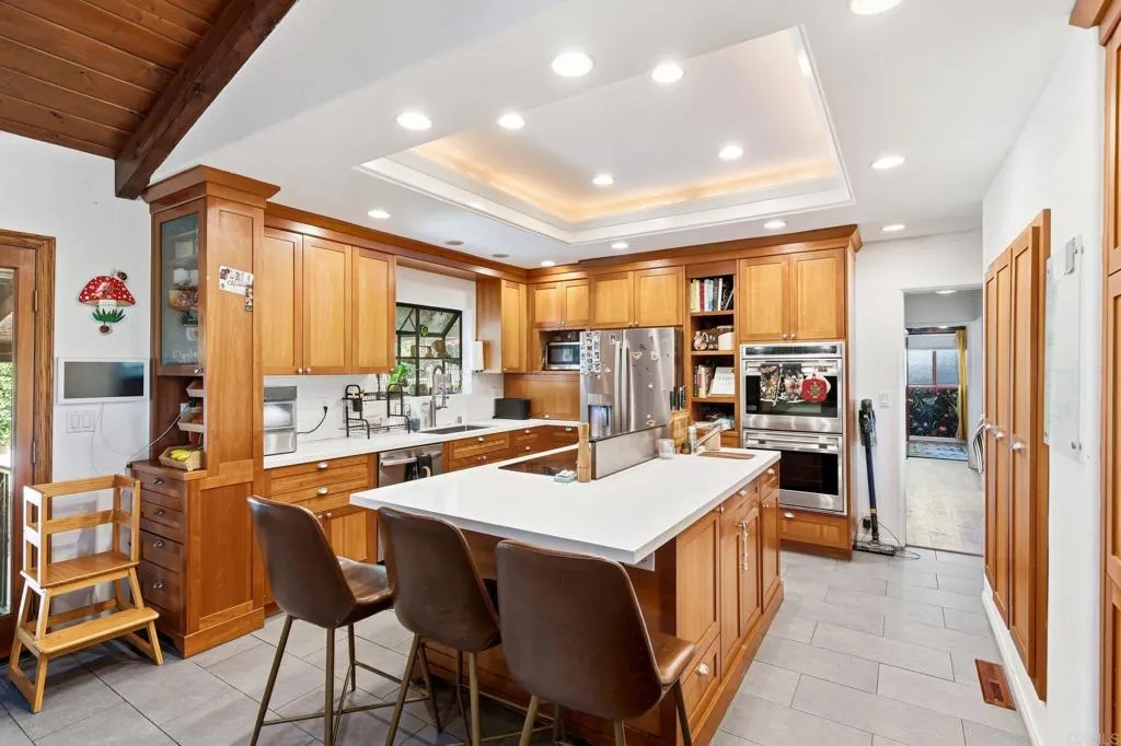 https://cdn.realtyfeed.com/cdn/127/306567905/5e8b0d2d607b266cfba090797e6b34d3.webp
