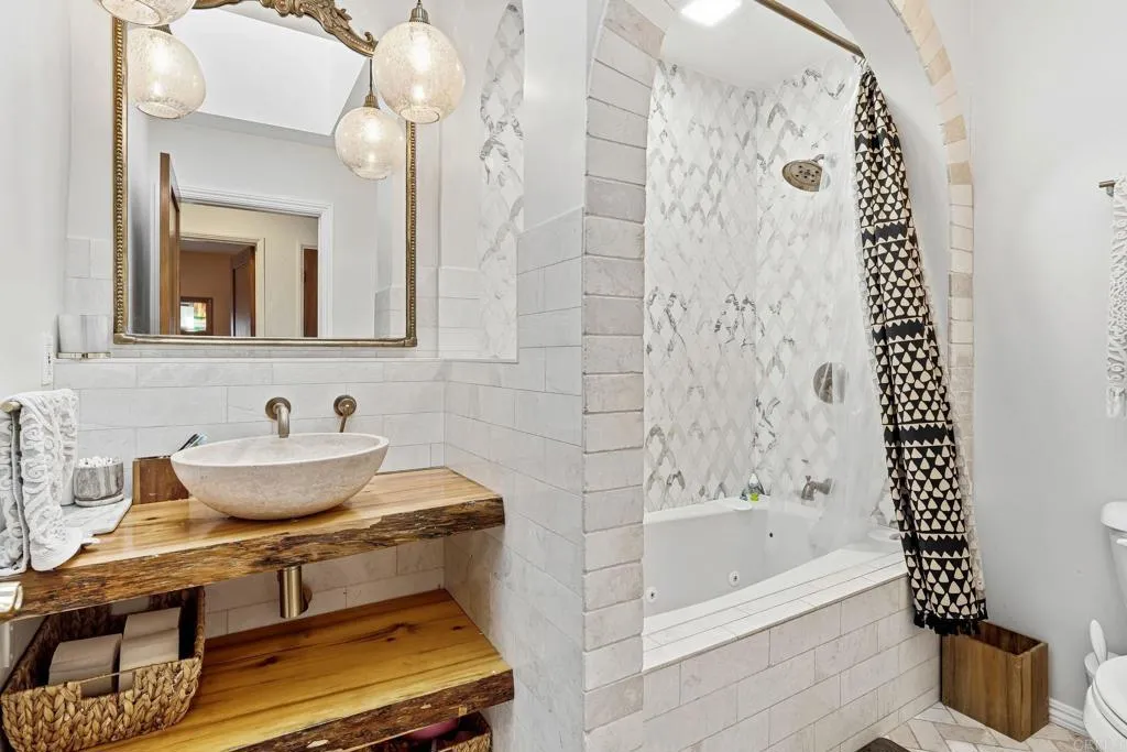 https://cdn.realtyfeed.com/cdn/127/306567905/b305b5e64bdfbbf31c89a8038e7b11b8.webp