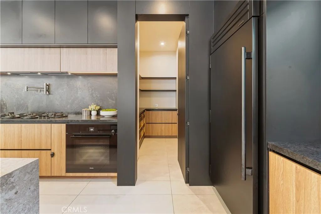 20620 Chatsboro Drive, Woodland Hills, CA, 91364