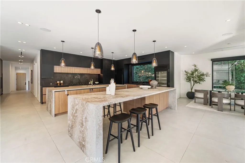 20620 Chatsboro Drive, Woodland Hills, CA, 91364