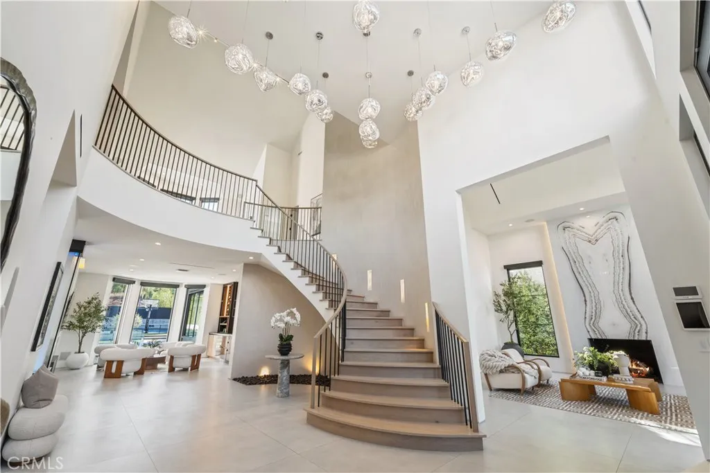 20620 Chatsboro Drive, Woodland Hills, CA, 91364