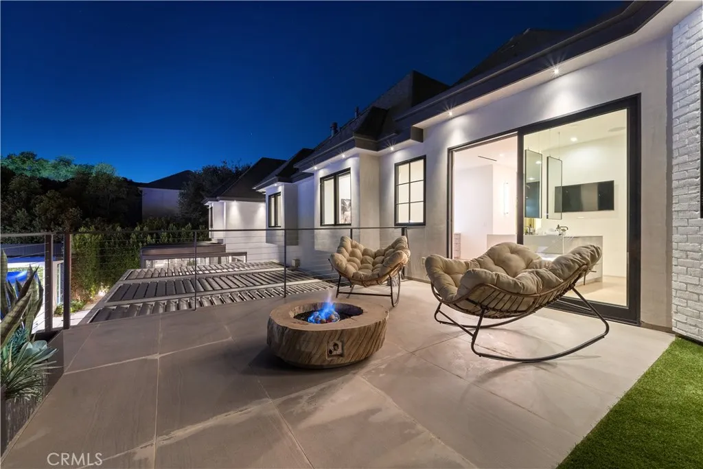 20620 Chatsboro Drive, Woodland Hills, CA, 91364