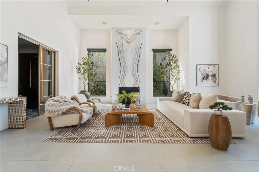 20620 Chatsboro Drive, Woodland Hills, CA, 91364