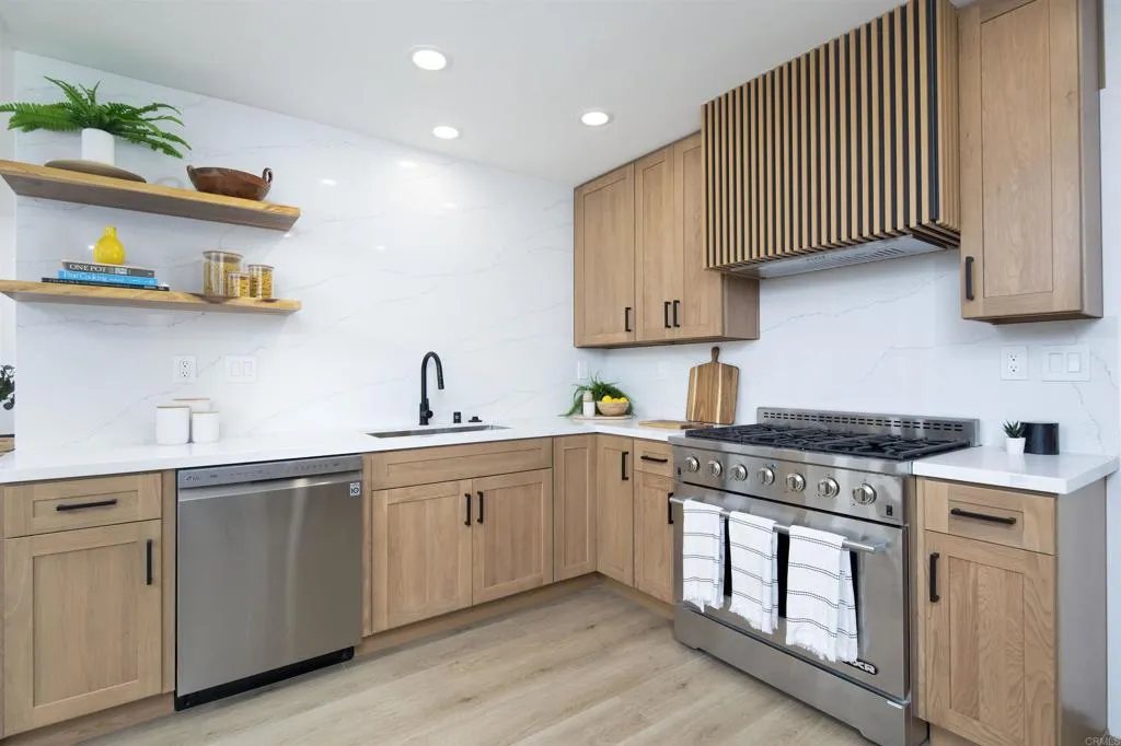 https://cdn.realtyfeed.com/cdn/127/306568016/a751d3b224efc44bf730a61747f95531.webp