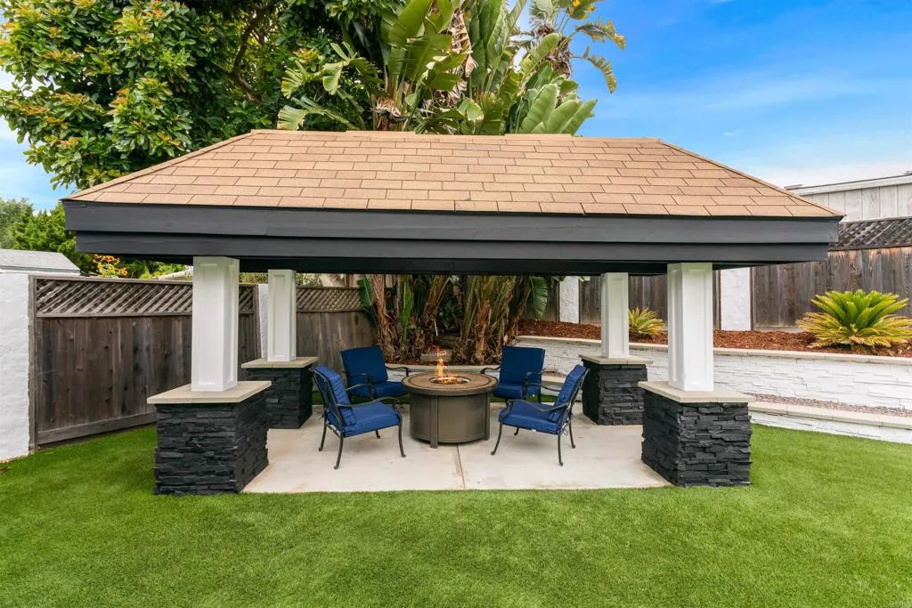 https://cdn.realtyfeed.com/cdn/127/306568016/ce20b88615d0d6e85bde229480d2ecbc.webp