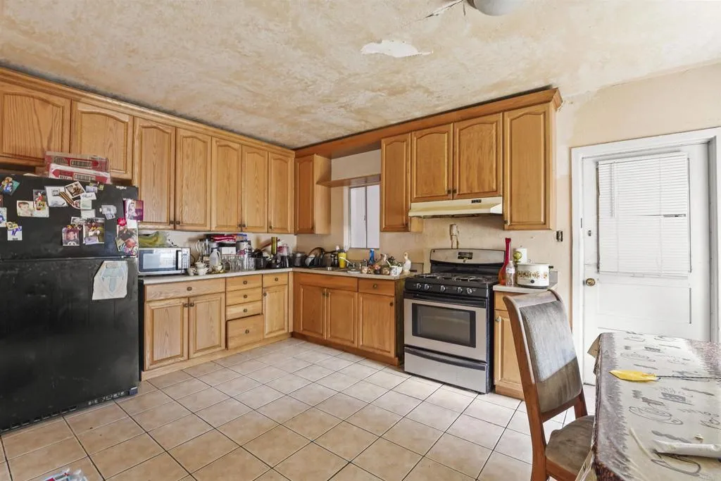 https://cdn.realtyfeed.com/cdn/127/306568073/4530a38f70e1a4fe845919968db0073b.webp