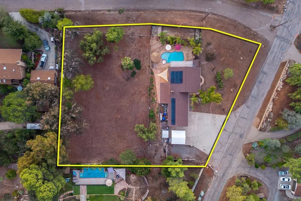 https://cdn.realtyfeed.com/cdn/127/306568102/dfc88d2a670d60162ed106ddf06e1a20.webp