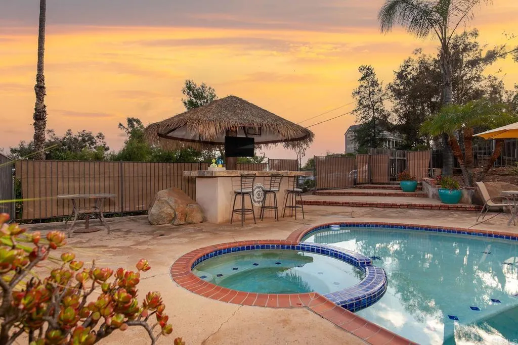 https://cdn.realtyfeed.com/cdn/127/306568102/fdff670d22589912f09182dba6fecc70.webp