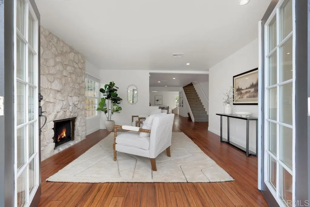 https://cdn.realtyfeed.com/cdn/127/306568106/56e80deffaad4b13314fbc5f02d702af.webp