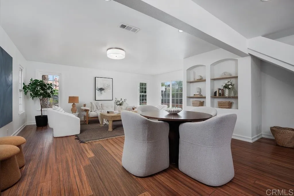 https://cdn.realtyfeed.com/cdn/127/306568106/6bad786e2f4b3674896a81b7e624f261.webp