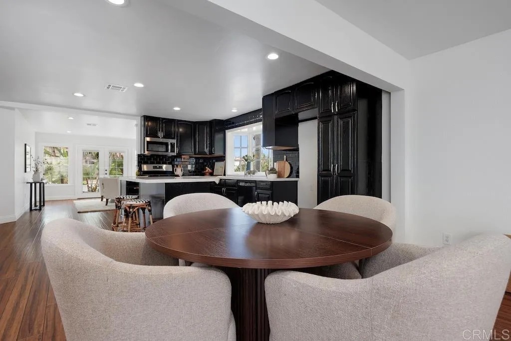 https://cdn.realtyfeed.com/cdn/127/306568106/8c12674398f45015261f401cdaf9f3c5.webp