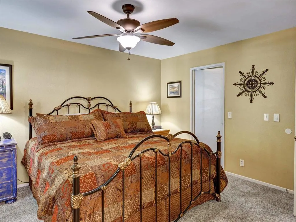 https://cdn.realtyfeed.com/cdn/127/306568184/0227521cd9c7409c1a95b1c26fad54da.webp