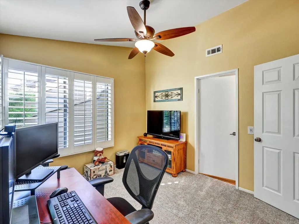 https://cdn.realtyfeed.com/cdn/127/306568184/88e0cffe3c52228d3b816b99bd604fb2.webp