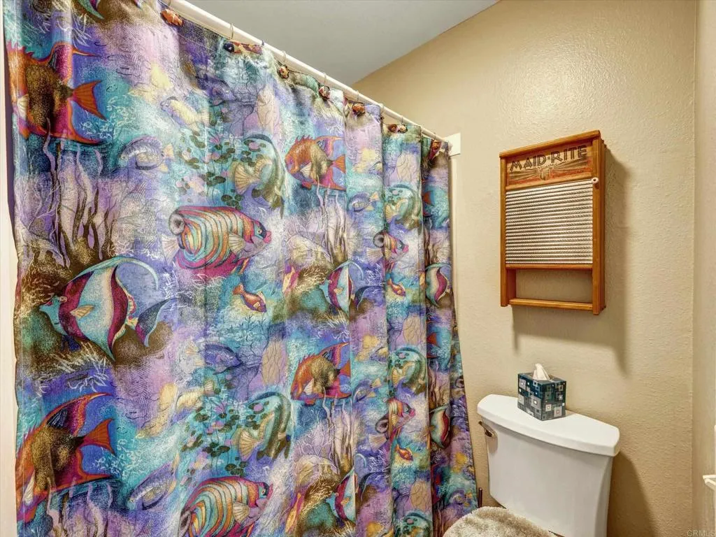 https://cdn.realtyfeed.com/cdn/127/306568184/98324a9fdc60707a320d2d0802bda3a3.webp