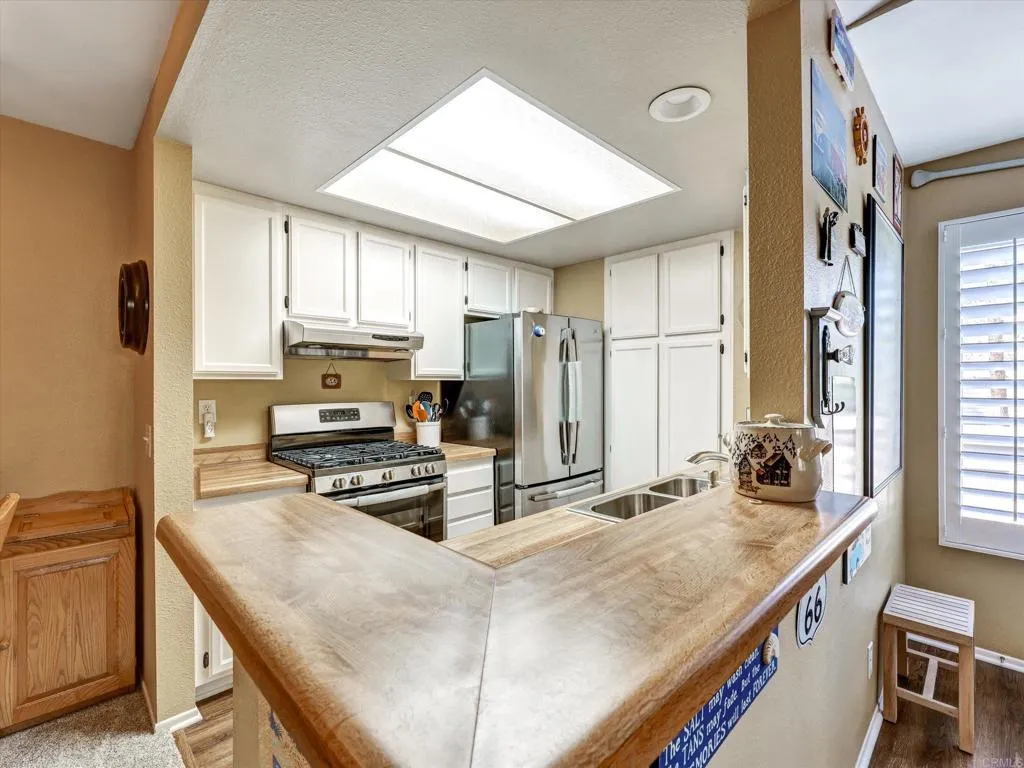 https://cdn.realtyfeed.com/cdn/127/306568184/d329f71ffc3c643fd195c6bfb4abbdce.webp