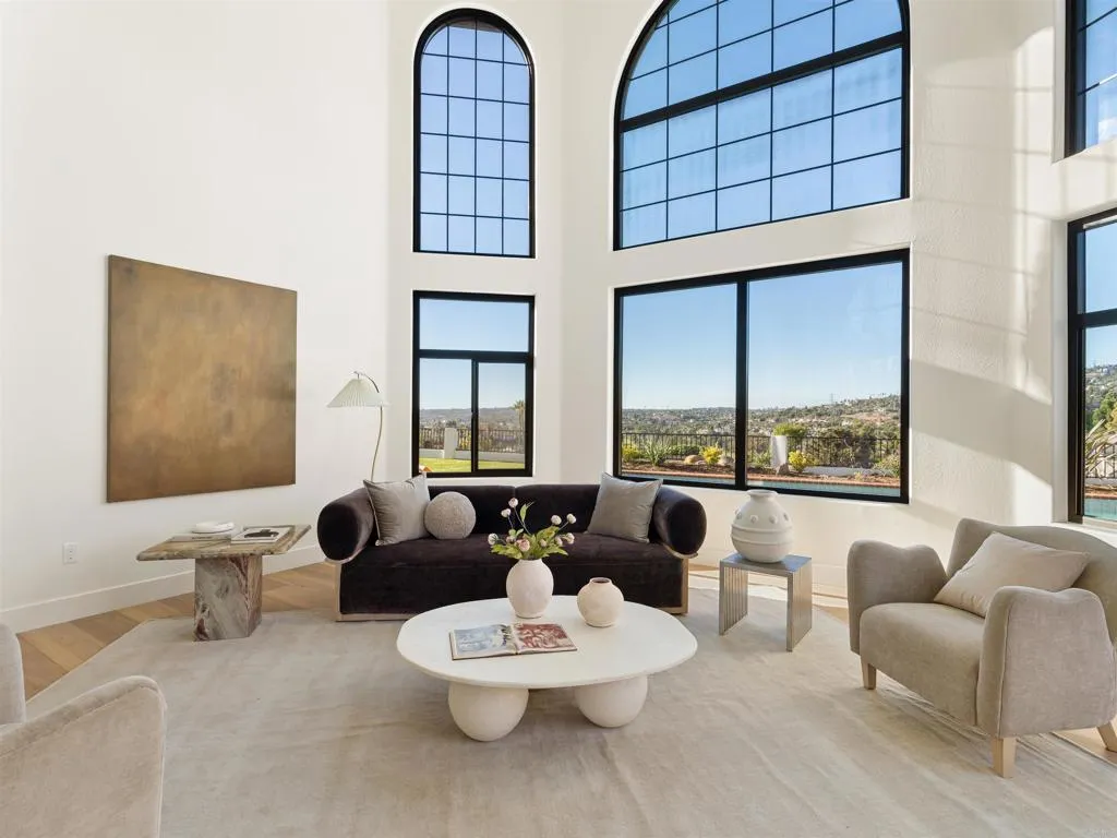 https://cdn.realtyfeed.com/cdn/127/306568233/5cb639afc551d3f5fb57aebd10a94149.webp