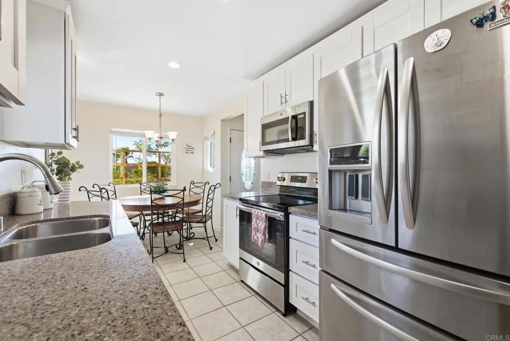 https://cdn.realtyfeed.com/cdn/127/306568238/417f84c8c29c5d0000e4915192f4ad7f.webp