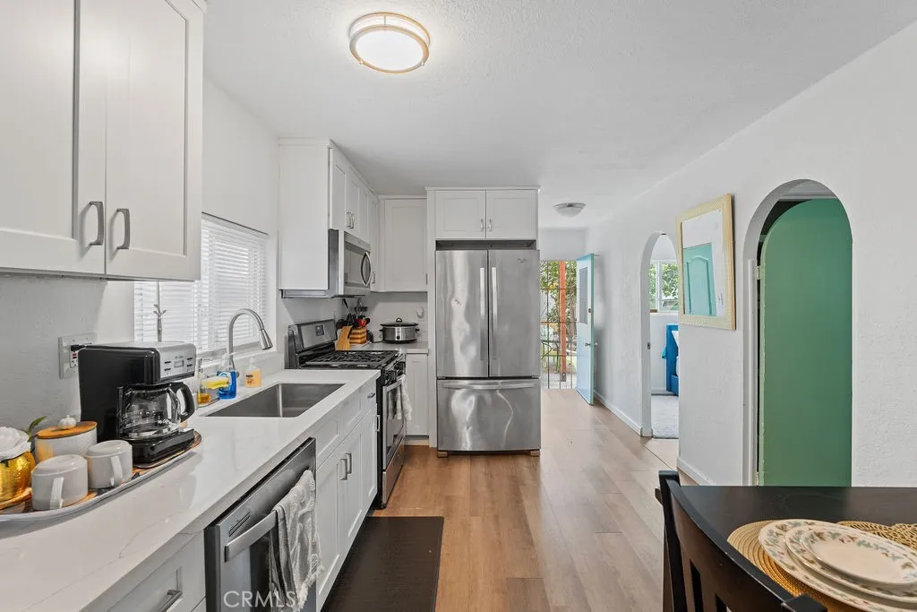 https://cdn.realtyfeed.com/cdn/127/306568247/68a93e6d90cbe9858047c764ad91a747.webp