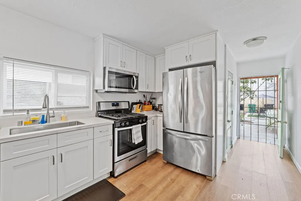 https://cdn.realtyfeed.com/cdn/127/306568247/b914f41d0204161359d0d08445f0c8e8.webp