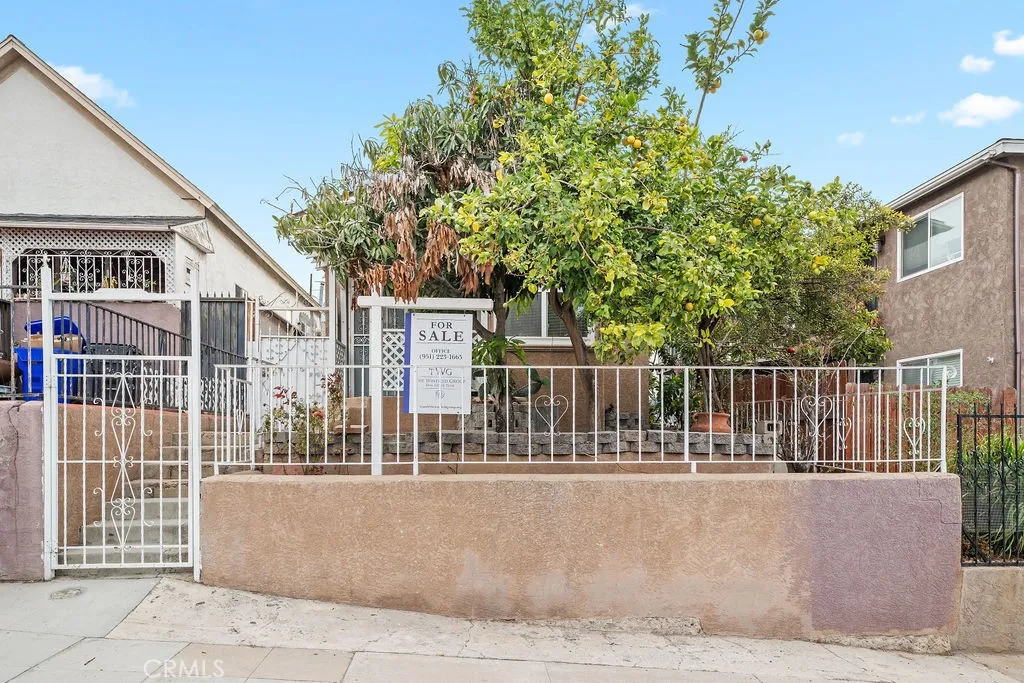 https://cdn.realtyfeed.com/cdn/127/306568247/bafe18d725f5d5ad3250b1fe496c1ed3.webp