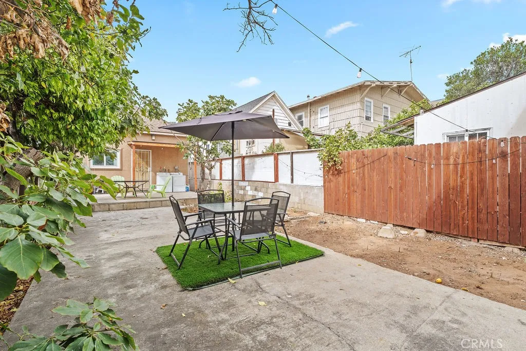 https://cdn.realtyfeed.com/cdn/127/306568247/ddd2c999aaa80a79ee23aadbbbe654ad.webp