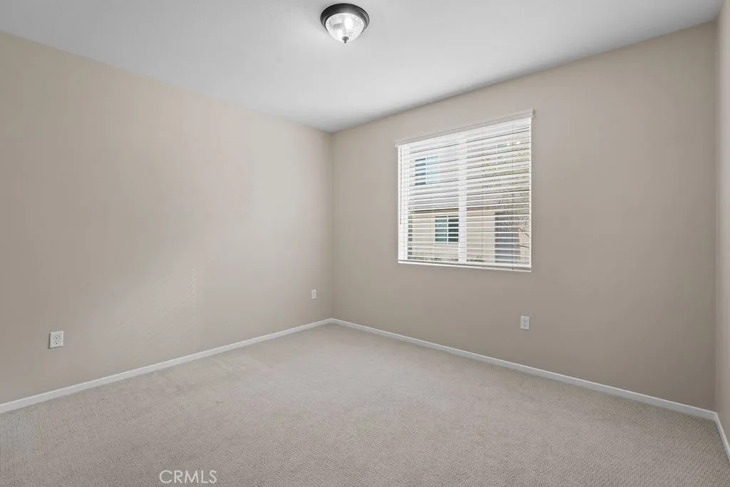 https://cdn.realtyfeed.com/cdn/127/306568247/ea7e692dfb4b5967b49d6fde2cc73361.webp
