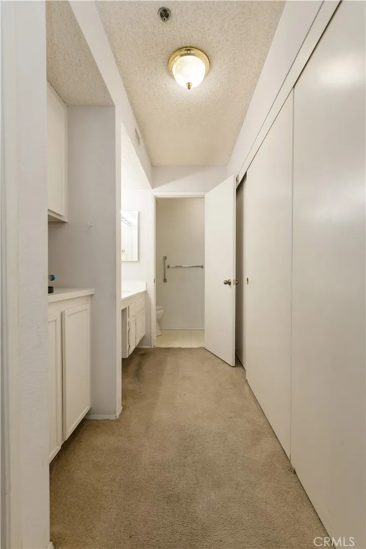 https://cdn.realtyfeed.com/cdn/127/306568281/e58d6a59e7c28ff838c6e3be131d059d.webp