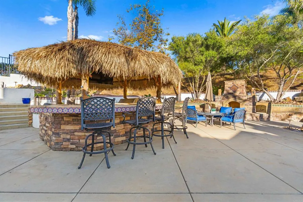 https://cdn.realtyfeed.com/cdn/127/306568296/4c7b1d9f4f6400e3ea7466e0aa57862b.webp