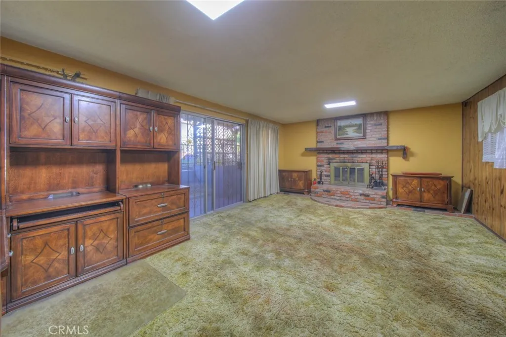 https://cdn.realtyfeed.com/cdn/127/306568316/28b374b812c4cf77798a81dd87a3ff2c.webp