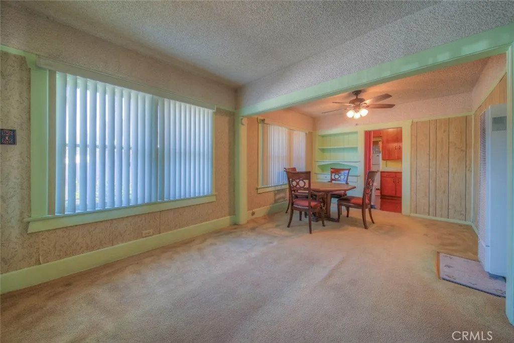 https://cdn.realtyfeed.com/cdn/127/306568316/4a2bb8d65323349e1740c9e1ad589d8d.webp