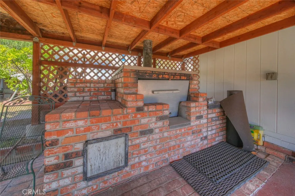 https://cdn.realtyfeed.com/cdn/127/306568316/5a94f72cc296975e47d25f6ad8ab048a.webp