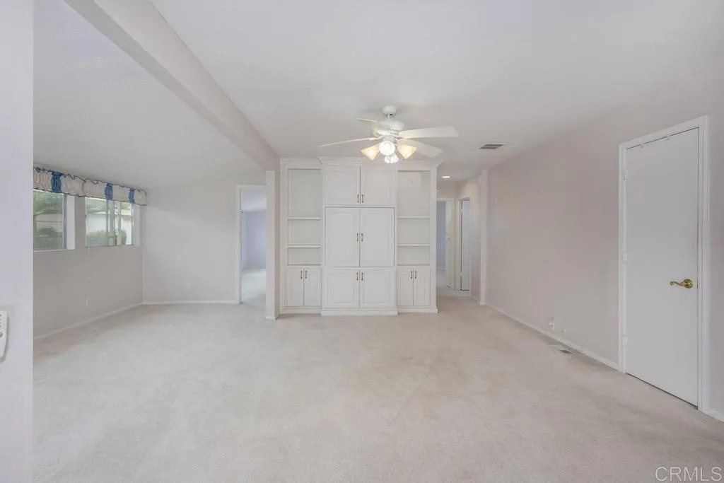 https://cdn.realtyfeed.com/cdn/127/306568342/8bc0c2e336f4967b8cb22cc0a26b7e05.webp