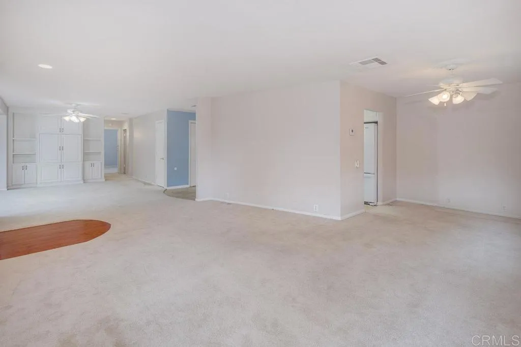 https://cdn.realtyfeed.com/cdn/127/306568342/900b5159c1e029e54862774a107436fc.webp
