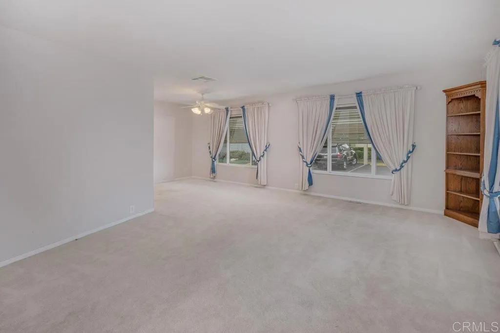 https://cdn.realtyfeed.com/cdn/127/306568342/d22163324ac0f90c52f973602ec891c4.webp