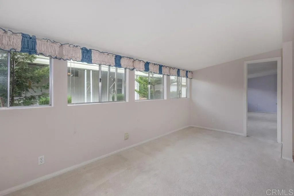 https://cdn.realtyfeed.com/cdn/127/306568342/f44bd24ae31380c214b4816b3012cb31.webp