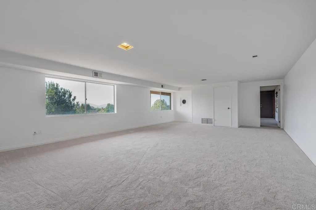 https://cdn.realtyfeed.com/cdn/127/306568349/1be2d809997059930c9fc2ee5cb0fc1f.webp
