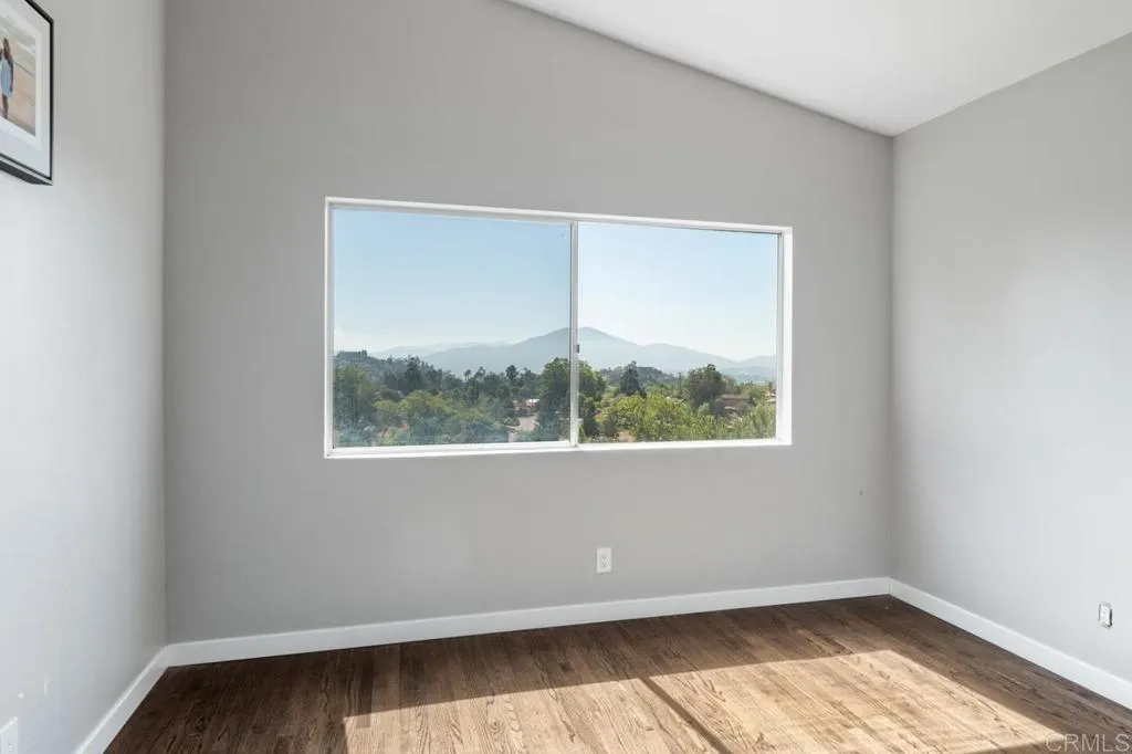 https://cdn.realtyfeed.com/cdn/127/306568349/2748edf681597c4c30eb0c6c3d853e2f.webp