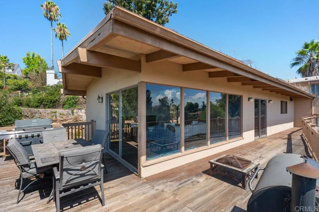 https://cdn.realtyfeed.com/cdn/127/306568349/2f98871170efd09d1c1573d7c58d3ba4.webp
