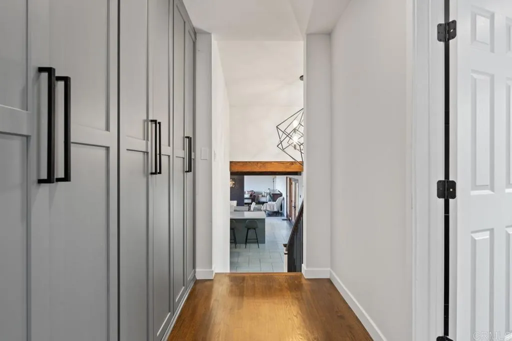 https://cdn.realtyfeed.com/cdn/127/306568349/d3e111061649a94629e8b52f70fcfac8.webp