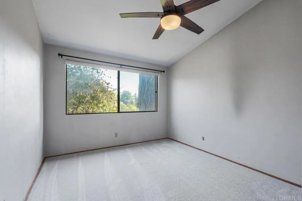 https://cdn.realtyfeed.com/cdn/127/306568349/d4d672b4e70b744f2a158aa2320aada7.webp