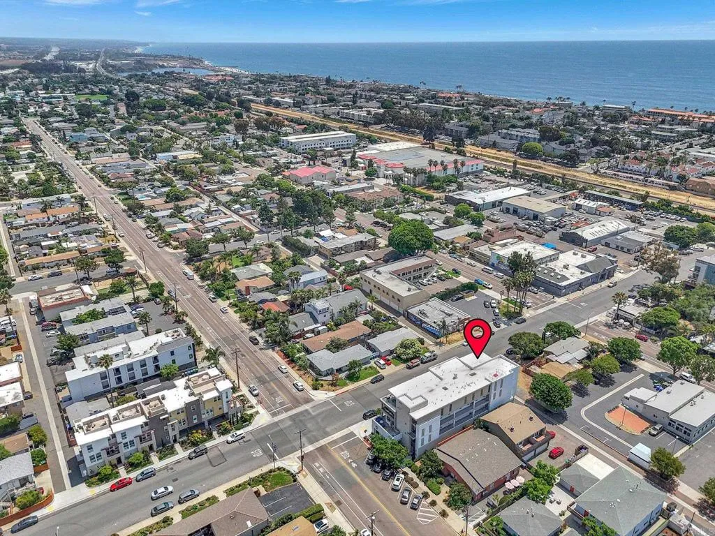 https://cdn.realtyfeed.com/cdn/127/306568351/0066738a565f3ef1ecab3e7147959e55.webp