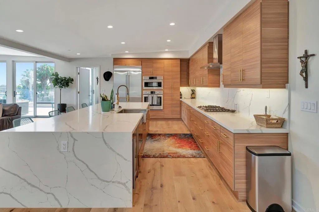 https://cdn.realtyfeed.com/cdn/127/306568351/00691c1f9afb01e6f160d9d180b679d0.webp