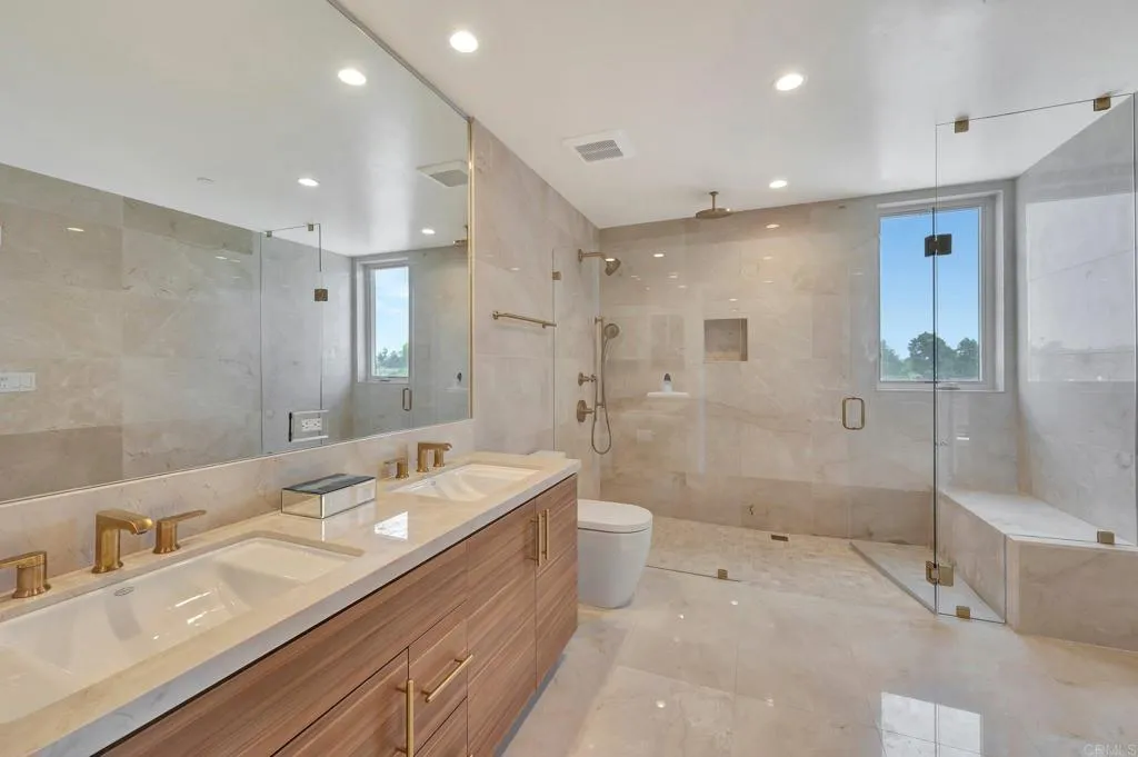 https://cdn.realtyfeed.com/cdn/127/306568351/2cab4517529e65fa9ec369db259c2cdd.webp