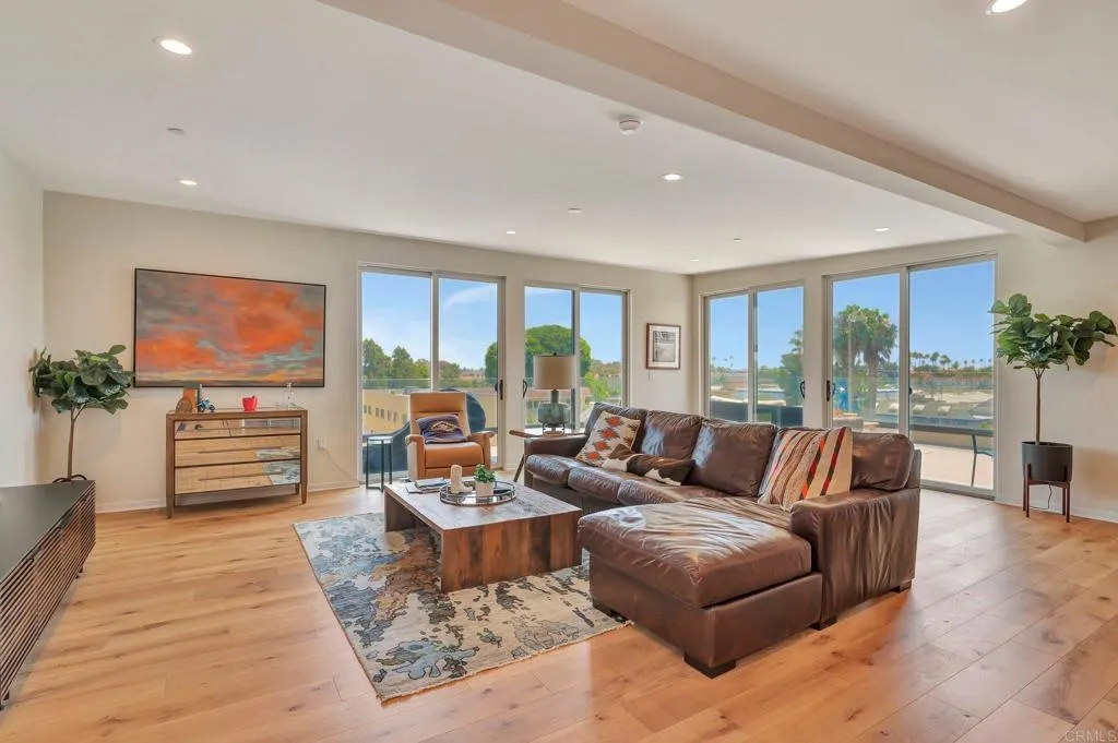 https://cdn.realtyfeed.com/cdn/127/306568351/870611635d214841f100baf073597a48.webp